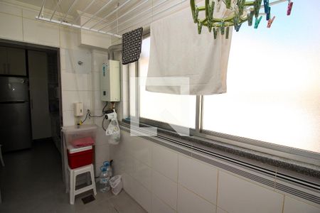 Apartamento à venda com 85m², 2 quartos e 1 vaga Apartamento à venda com 85m², 2 quartos e 1 vagaÁrea de Serviço