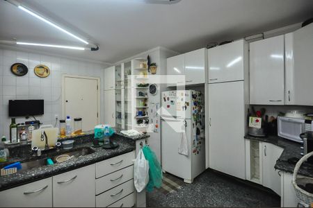 Apartamento à venda com 170m², 3 quartos e 4 vagasCozinha