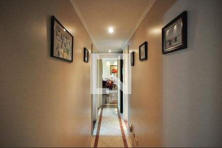 Apartamento à venda com 170m², 3 quartos e 4 vagasCorredor