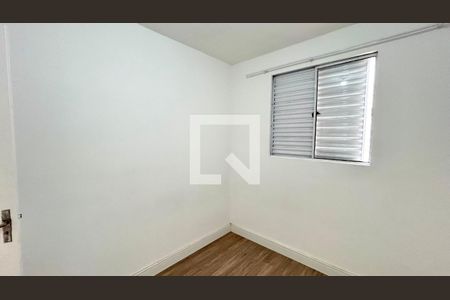 Quarto 1 de apartamento para alugar com 2 quartos, 46m² em Jardim Nova Cidade, Guarulhos