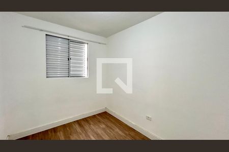 Quarto 1 de apartamento para alugar com 2 quartos, 46m² em Jardim Nova Cidade, Guarulhos