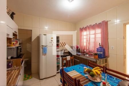 Casa à venda com 125m², 5 quartos e sem vaga Casa à venda com 125m², 5 quartos e sem vagaCozinha 1