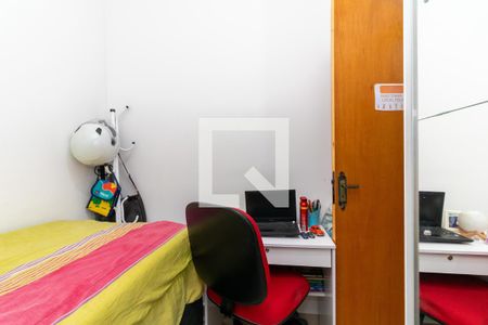 Quarto 2 de apartamento para alugar com 2 quartos, 41m² em Vila Brasil, São Paulo