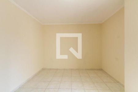 Casa à venda com 130m², 3 quartos e 3 vagasSuíte