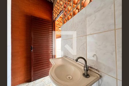 Casa para alugar com 40m², 1 quarto e sem vagaBanheiro de serviço