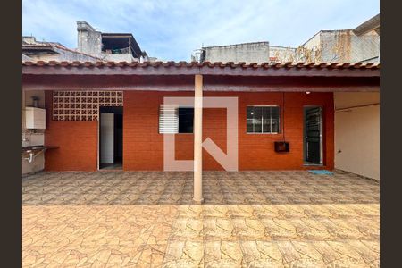 Casa para alugar com 40m², 1 quarto e sem vagaQuintal
