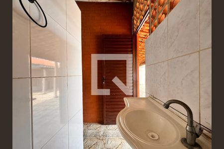 Casa para alugar com 40m², 1 quarto e sem vagaBanheiro de serviço