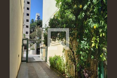 Casa à venda com 160m², 4 quartos e 2 vagasFoto 02