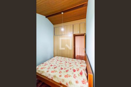 Casa à venda com 180m², 4 quartos e 5 vagasQuarto 1