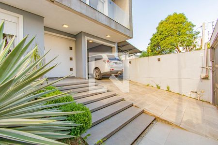 Casa à venda com 440m², 4 quartos e 4 vagasFachada