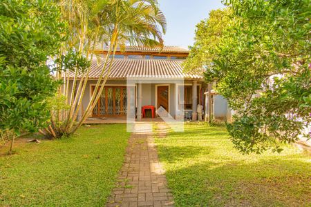 Casa à venda com 440m², 4 quartos e 4 vagasQuintal