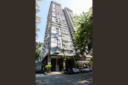 Apartamento à venda com 220m², 5 quartos e 2 vagasFachada