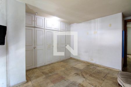 Apartamento à venda com 220m², 5 quartos e 2 vagasQuarto 4