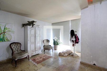 Apartamento à venda com 220m², 5 quartos e 2 vagasQuarto 4