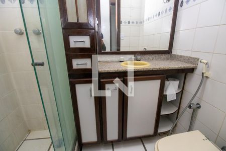 Apartamento para alugar com 110m², 3 quartos e 1 vaga Apartamento para alugar com 110m², 3 quartos e 1 vagaBanheiro social