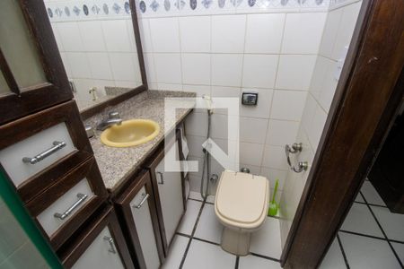 Apartamento para alugar com 110m², 3 quartos e 1 vaga Apartamento para alugar com 110m², 3 quartos e 1 vagaBanheiro social