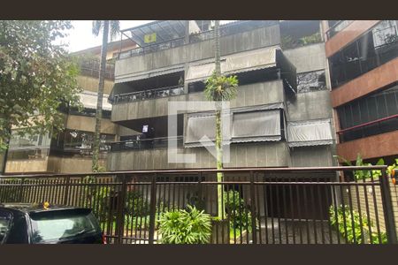 Apartamento para alugar com 110m², 3 quartos e 1 vaga Apartamento para alugar com 110m², 3 quartos e 1 vagaFachada