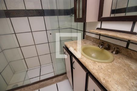 Apartamento para alugar com 110m², 3 quartos e 1 vaga Apartamento para alugar com 110m², 3 quartos e 1 vagaBanheiro quarto 1