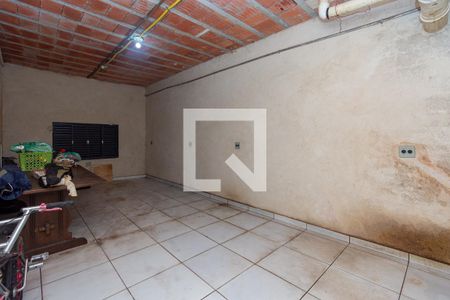 Casa à venda com 71m², 2 quartos e 2 vagasDepósito