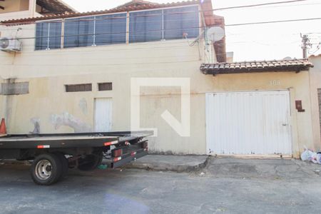 Casa para alugar com 55m², 2 quartos e 1 vagaFachada