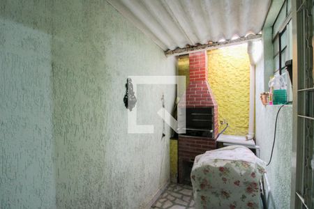 Casa para alugar com 55m², 2 quartos e 1 vagaÁrea de Serviço