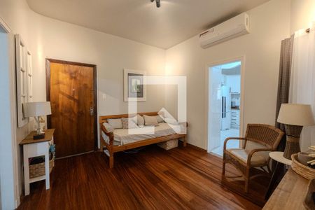 Apartamento à venda com 76m², 1 quarto e sem vagaSala