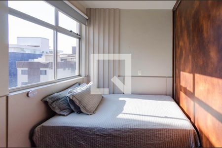 Apartamento à venda com 130m², 3 quartos e 2 vagasQuarto 2