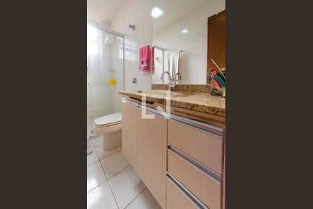 Apartamento à venda com 130m², 3 quartos e 2 vagasBanheiro suíte
