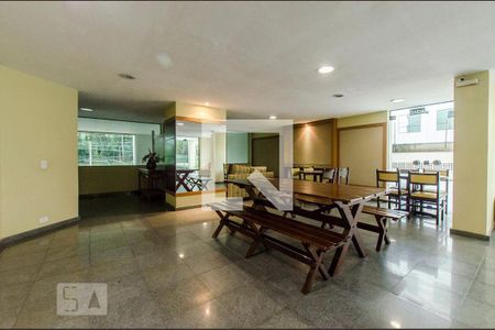 Apartamento à venda com 156m², 3 quartos e 2 vagasÁrea comum - Salão de festas