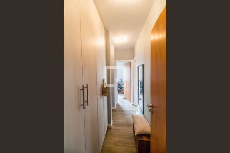 Apartamento à venda com 156m², 3 quartos e 2 vagasCorredor