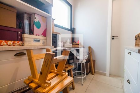 Apartamento à venda com 156m², 3 quartos e 2 vagasárea de serviço