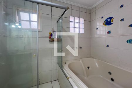 Casa à venda com 225m², 4 quartos e 2 vagas Casa à venda com 225m², 4 quartos e 2 vagasBanheiro do quarto 2