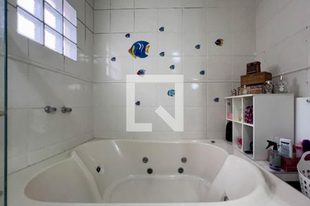 Casa à venda com 225m², 4 quartos e 2 vagas Casa à venda com 225m², 4 quartos e 2 vagasBanheiro do quarto 2