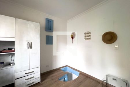 Casa à venda com 225m², 4 quartos e 2 vagas Casa à venda com 225m², 4 quartos e 2 vagasQuarto 1