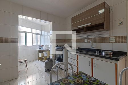 Apartamento à venda com 98m², 3 quartos e 1 vagaCozinha 