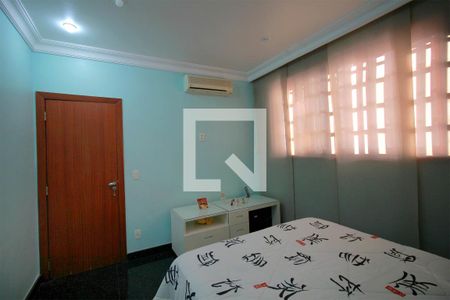 Casa à venda com 500m², 7 quartos e 5 vagasSuite 2