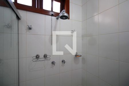 Casa à venda com 500m², 7 quartos e 5 vagasBanheiro da Suíte 2