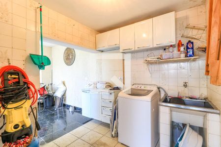 Casa à venda com 311m², 4 quartos e 2 vagasÁrea de Serviço