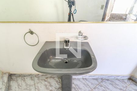 Casa à venda com 311m², 4 quartos e 2 vagasLavabo 2