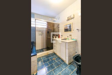 Casa à venda com 311m², 4 quartos e 2 vagasBanheiro da Suíte