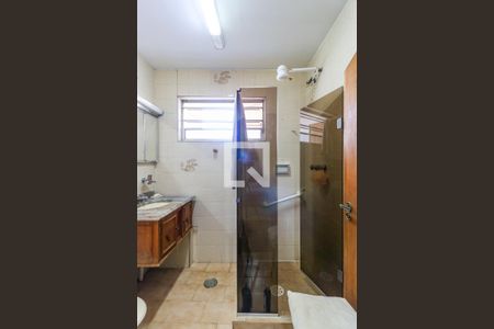 Casa à venda com 311m², 4 quartos e 2 vagasBanheiro