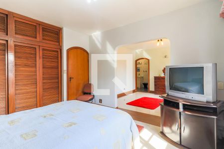 Casa à venda com 311m², 4 quartos e 2 vagasQuarto 1