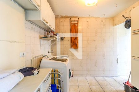 Casa à venda com 311m², 4 quartos e 2 vagasÁrea de Serviço