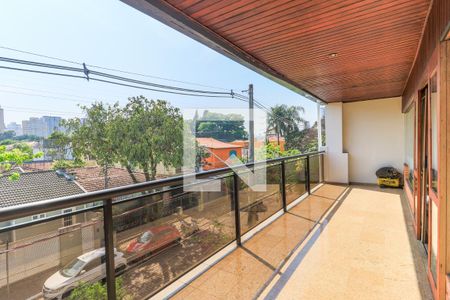 Casa à venda com 311m², 4 quartos e 2 vagasVaranda