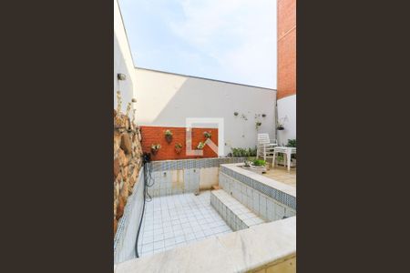 Casa à venda com 311m², 4 quartos e 2 vagasPiscina