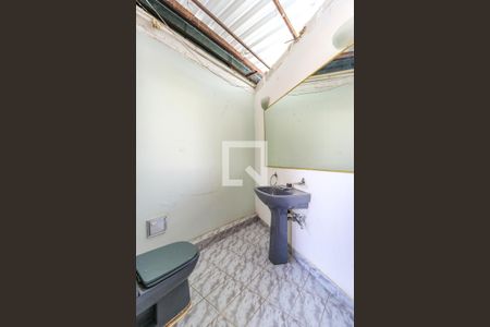 Casa à venda com 311m², 4 quartos e 2 vagasLavabo 2