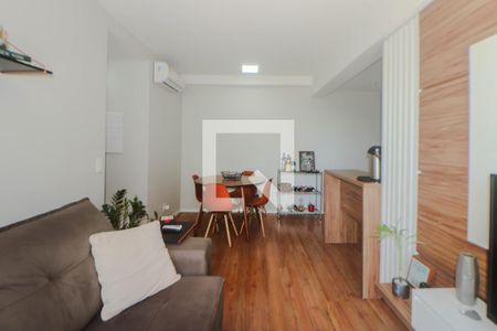 Sala de apartamento à venda com 2 quartos, 58m² em Jardim do Salso, Porto Alegre