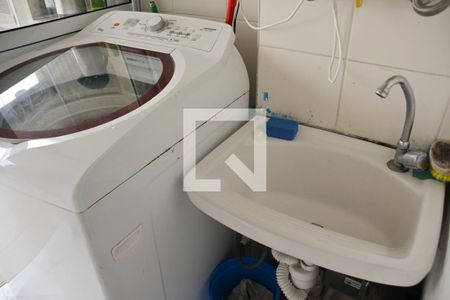 Apartamento à venda com 80m², 3 quartos e 2 vagas Apartamento à venda com 80m², 3 quartos e 2 vagasÁrea de Serviço