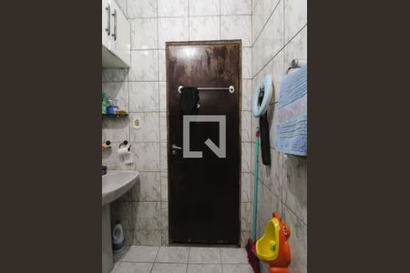 Casa à venda com 70m², 4 quartos e sem vagaBanheiro 2