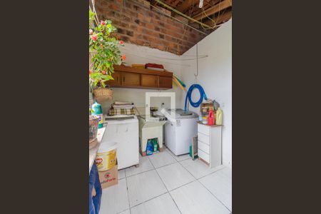 Casa à venda com 153m², 2 quartos e 3 vagas Casa à venda com 153m², 2 quartos e 3 vagasÁrea de Serviço